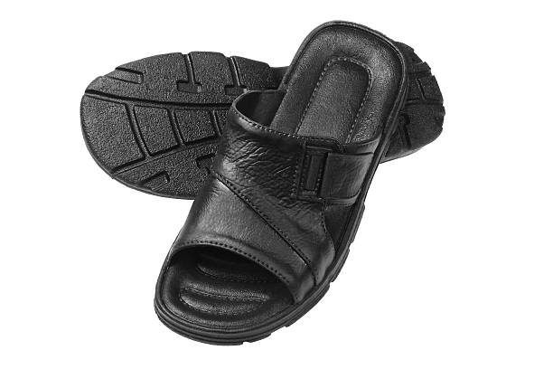 تصویر 2 از صندل جدید با طراحی ساده و هماهنگ با پوشش روزمره