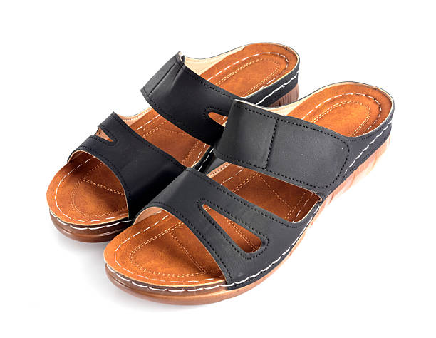 تصویر 4 از صندل جدید با طراحی ساده و هماهنگ با پوشش روزمره