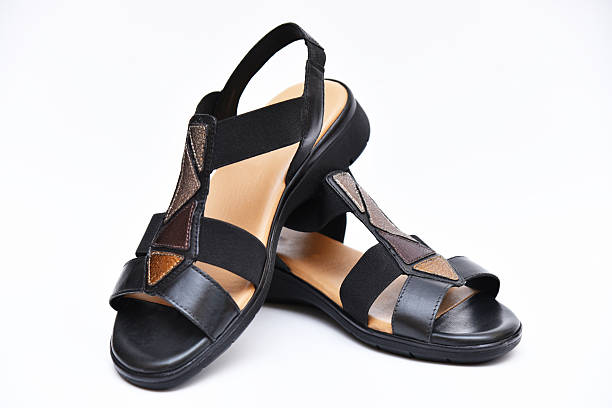 تصویر 3 از صندل چرم مناسب فصول گرم با جریان هوای مطلوب داخل صندل