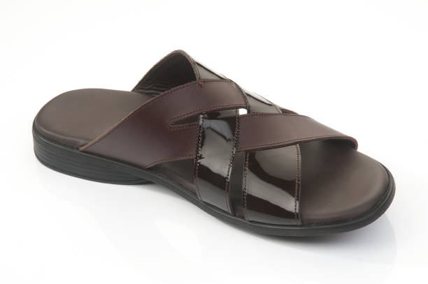 تصویر 3 از صندل چرم مردانه تبریز با کفی میکرو فایبر ضد لغزش و جاذب رطوبت