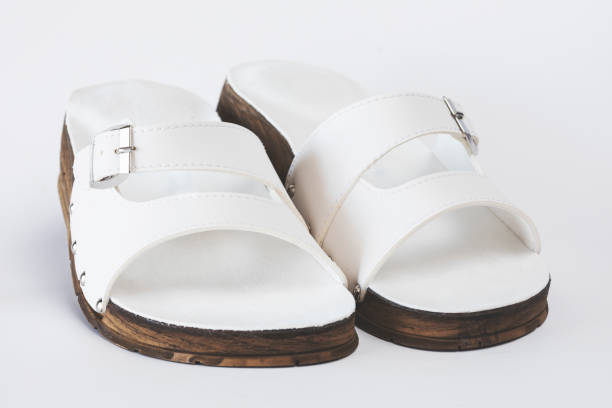 تصویر 3 از صندل چوبی ژاپنی سبک با طراحی ارگونومیک با دوام طولانی