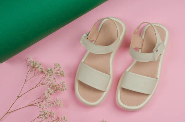 تصویر 5 از صندل تابستانی دخترانه راحت با کفی نرم فوم دار و رنگ های پاستلی