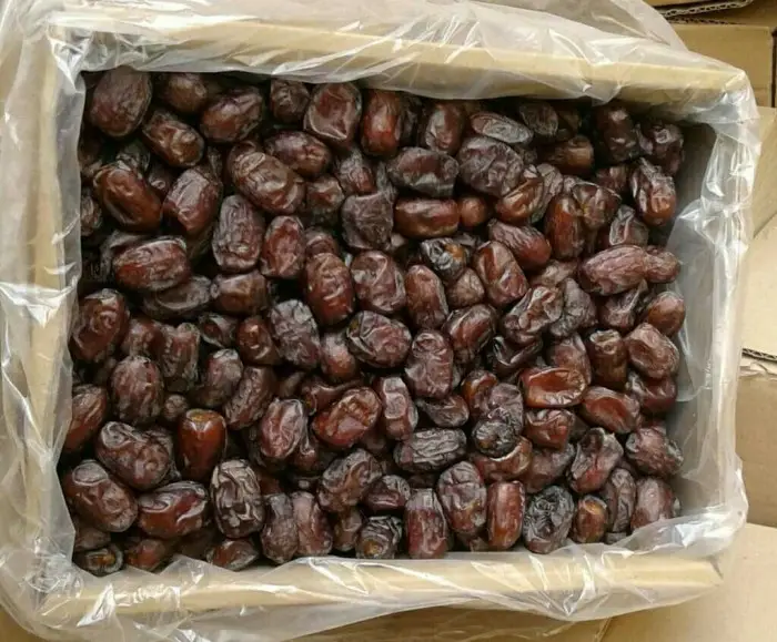 تصویر 4 از فروش خرما کلوته صادارت درجه یک عنبرآباد