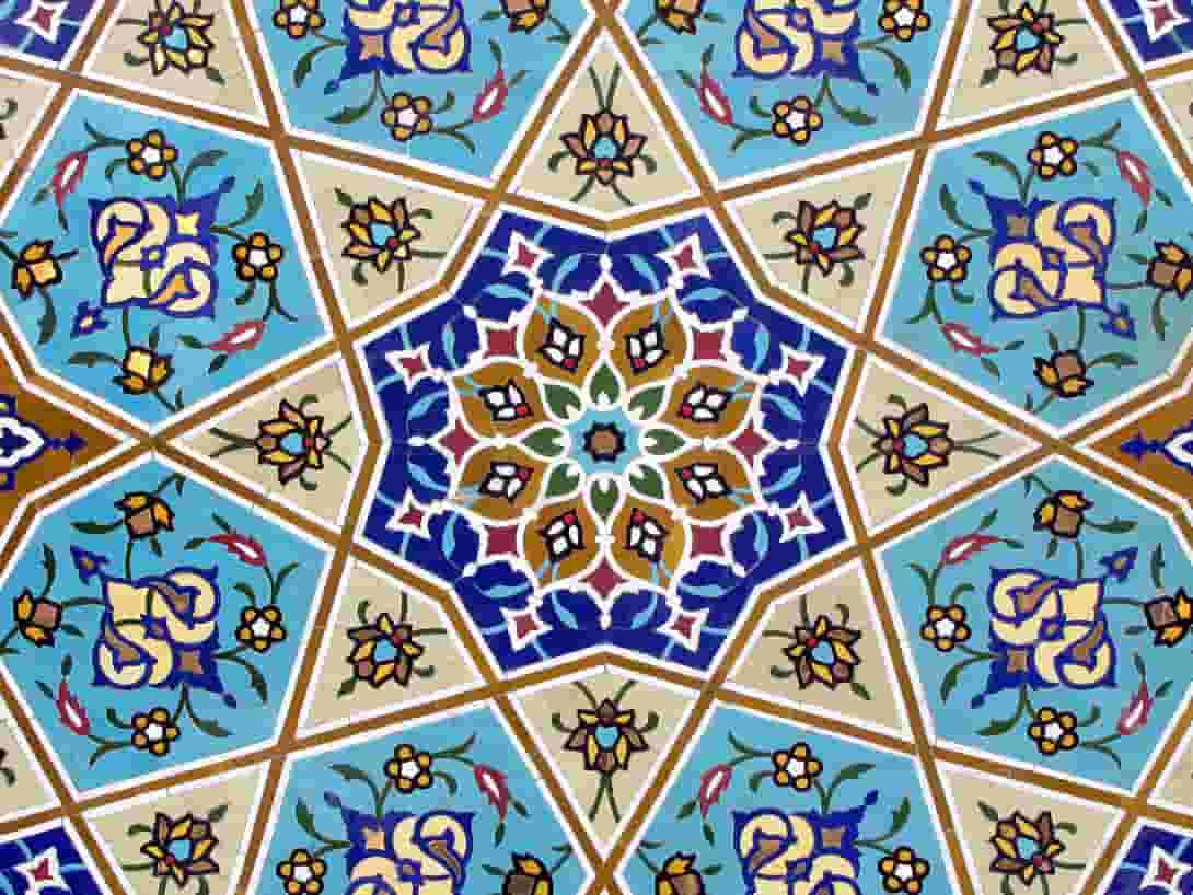 کاشی طرح دار شیک الهام گرفته از جزئیات ظریف برای دیوار داخلی