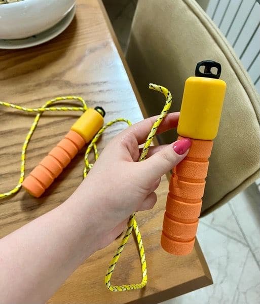 تصویر 4 از طناب ورزشی چرخشی با طراحی ارگونومیک و راحت