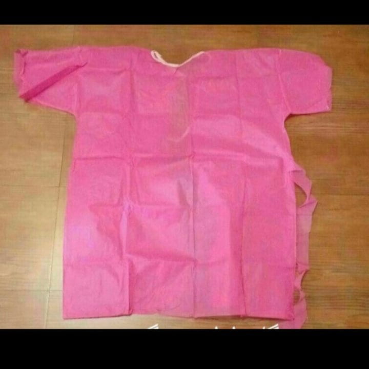 گان یکبار مصرف صورتی