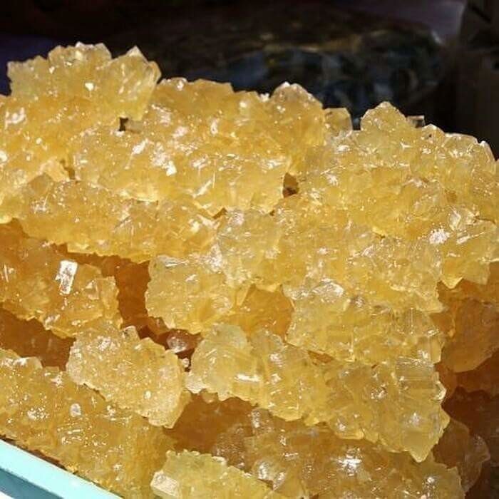 بهترین نبات خوشه ای زعفرانی سنتی با زعفران اصل و کیفیت عالی