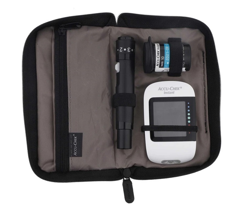 تصویر 2 از دستگاه قند خون اکیو چک با سامانه اندازه گیری دقیق و کاربری خانگی