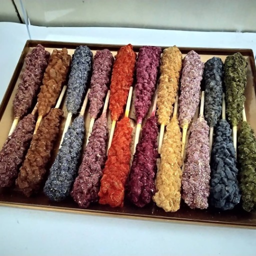 نبات طعم‌ دار ویژه پذیرایی با تنوع رنگ و طعم دلپذیر