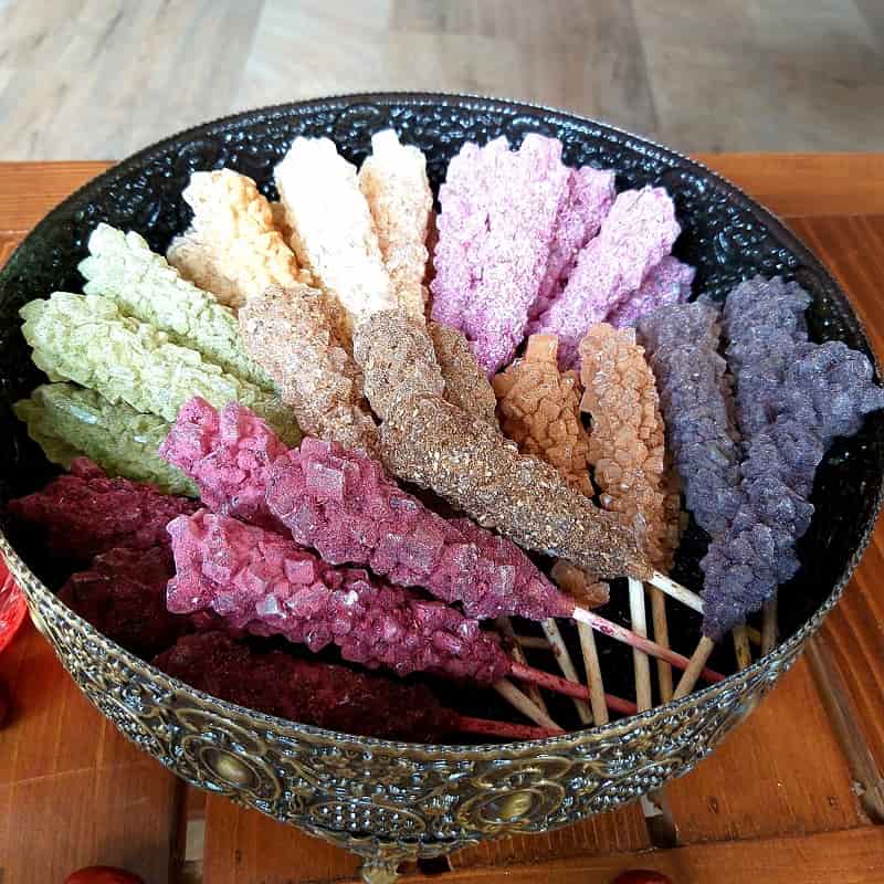 تصویر 4 از نبات طعم‌ دار ویژه پذیرایی با تنوع رنگ و طعم دلپذیر