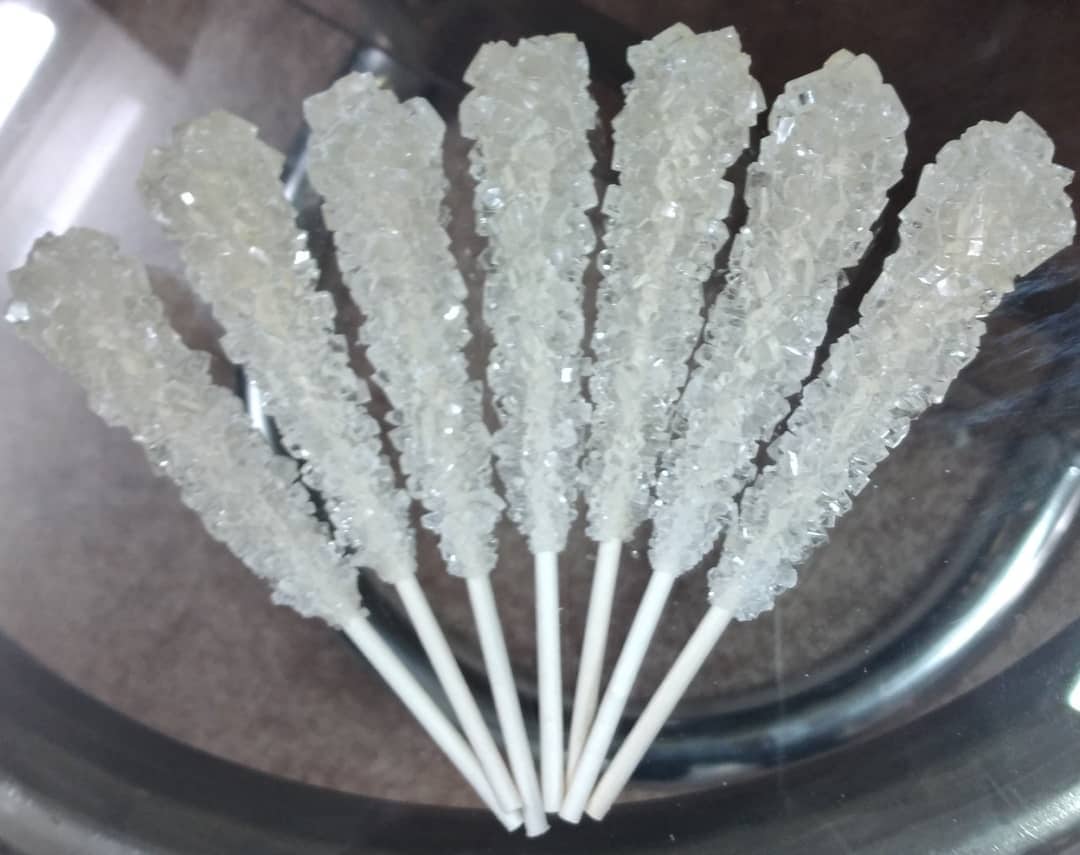 تصویر 3 از نبات سفید چوبی اعلا با استفاده از زعفران اصل و فرآوری سنتی