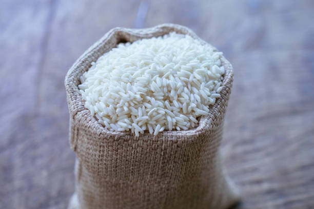 تصویر 4 از برنج دونوج طارم پاک شده و غربال شده بدون شلتوک و ناخالصی