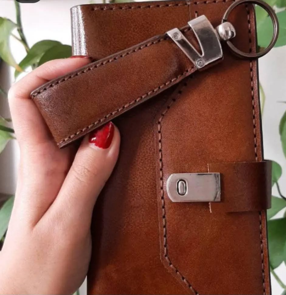 کیف پول جاسوئیچی چرم دستدوز با قیمت استثنایی