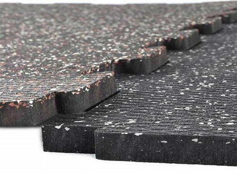 تصویر 2 از کفپوش گرانولی مشکی برای محیط های صنعتی و تجاری