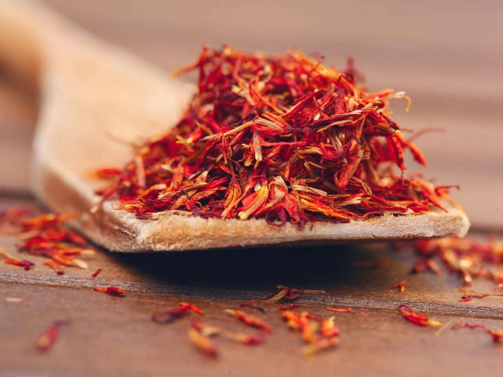 تصویر 1 از زعفران اصل خراسان با قطعات بلند و منظم