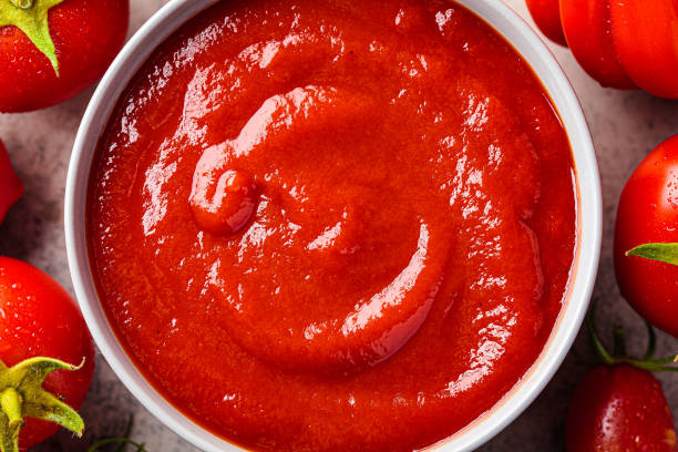 تصویر 3 از رب گوجه‌ فرنگی پایا کم‌ نمک و سالم مناسب رژیم غذایی خانواده