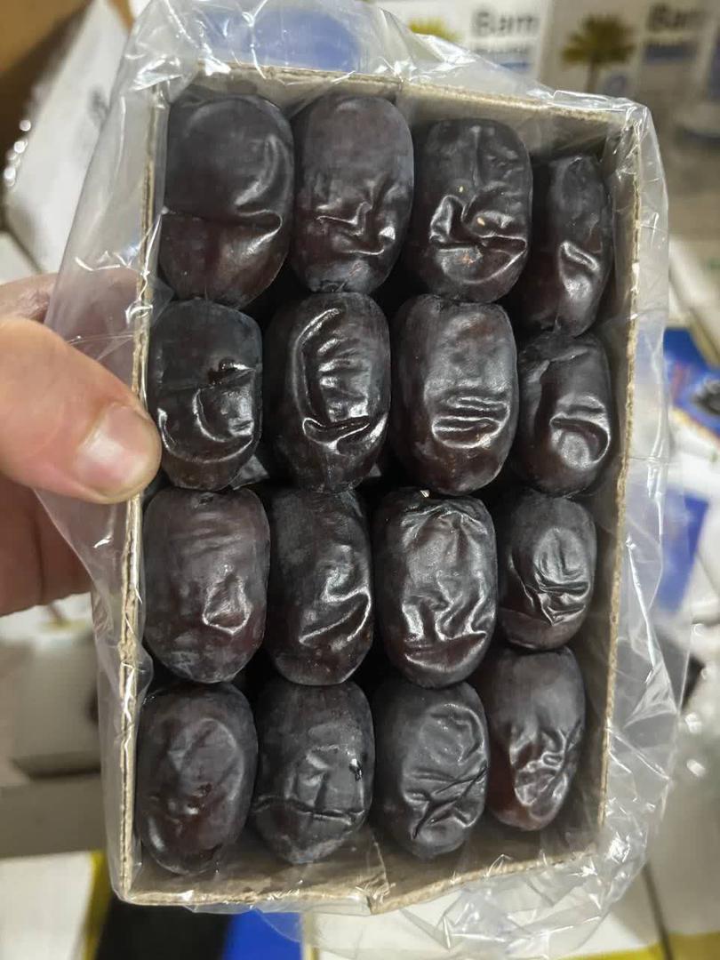 تصویر 1 از قیمت انواع خرما مضافتی بم بهترین کیفیت داخلی صادراتی