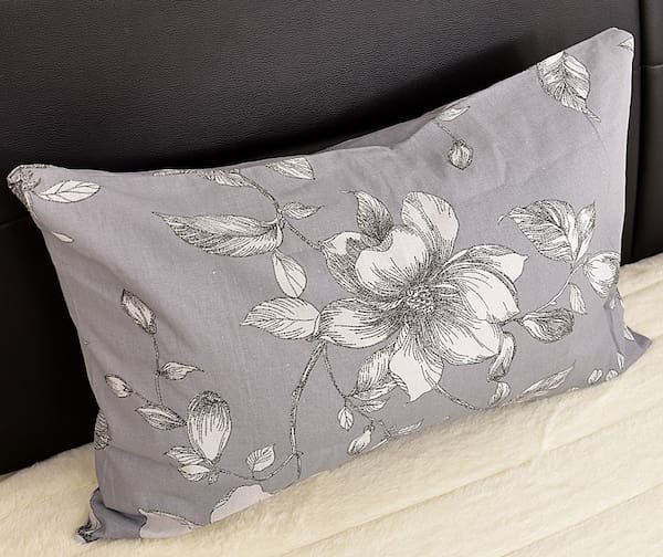 تصویر 2 از بالشت زیر سر مناسب استفاده در منزل و هتل