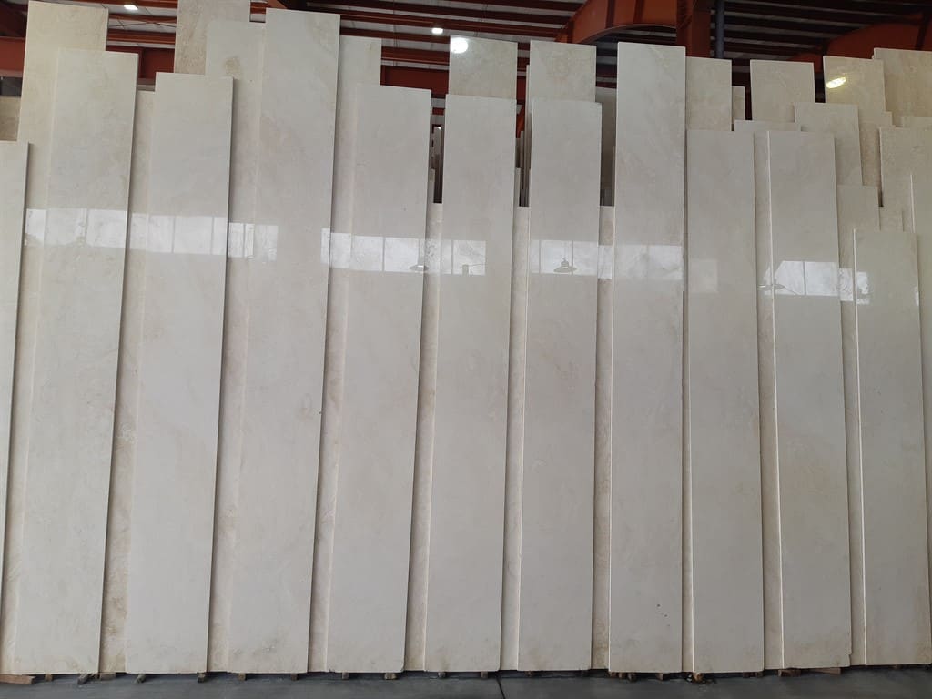 تصویر 3 از سنگ تراورتن ابیانه مناسب دیوار و کف ساختمان