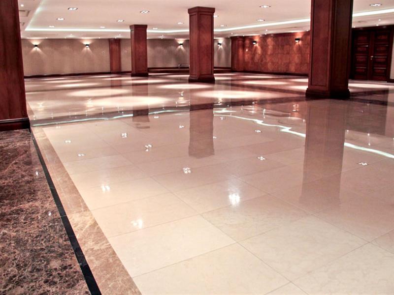 تصویر 2 از سنگ تراورتن برای کف پارکینگ مناسب نصب در فضا های پرتردد