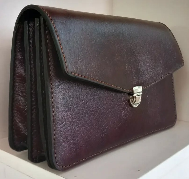 کیف چرم طبیعی با قیمت استثنایی