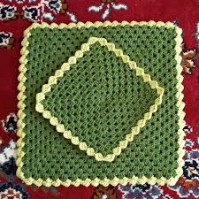 سجاده قلاب بافی ریز بافت با طرح هندسی