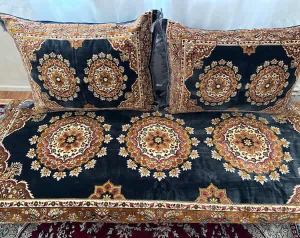 تصویر 1 از بالشت قالینی ضد تعریق با پارچه تنفس پذیر و خنک