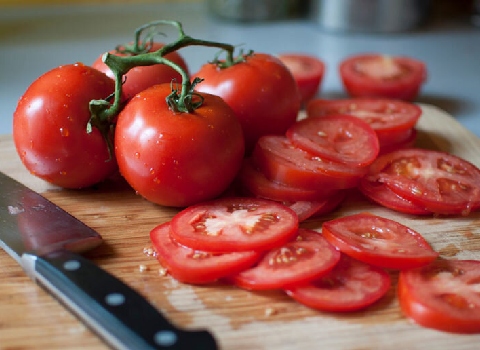 تصویر 2 از گوجه‌ فرنگی صادراتی گلخانه ای خوش‌ رنگ و آبدار