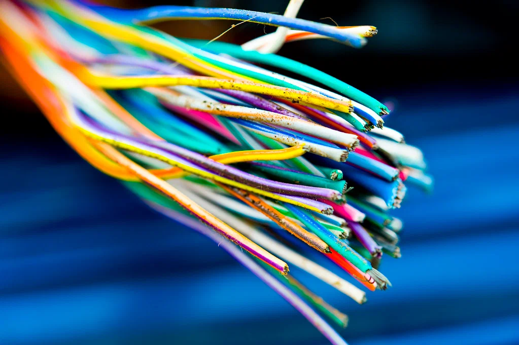 تصویر 1 از سیم برق زر کابل با ساختار پایدار و پوشش ایمن