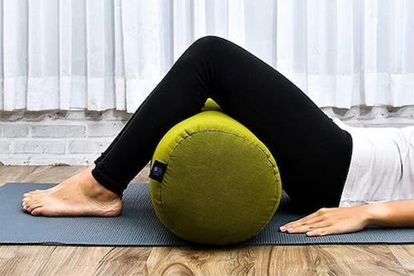 تصویر 4 از بالشت یوگا الیاف مصنوعی سبک و بدون ایجاد حساسیت