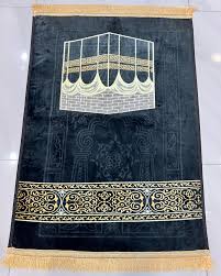 تصویر 3 از جانماز طرح کعبه با جزئیات برجسته هنری