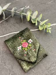 جانماز روبان دوزی بافت دستی و ظریف