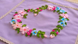 تصویر 1 از جانماز گلدوزی با دست بافت ظریف و دو رنگ