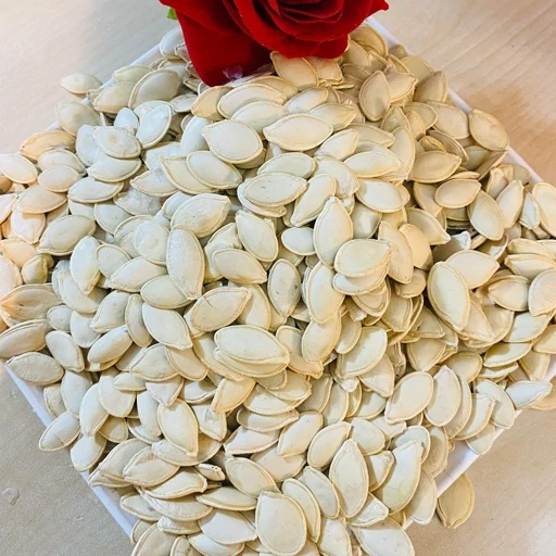 تصویر 1 از تخمه کدو گوشتی فرآوری‌ شده با طعم طبیعی و تازه