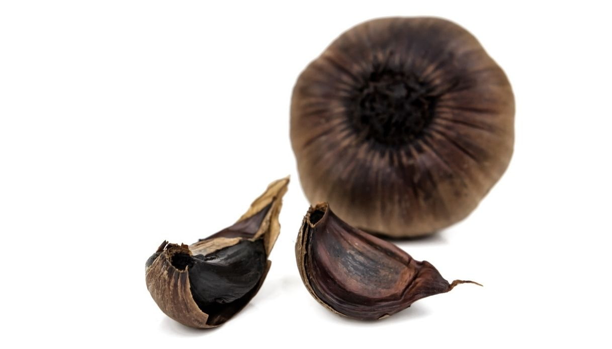 سیر سیاه اهواز برای ترکیب با غذا های متنوع محلی