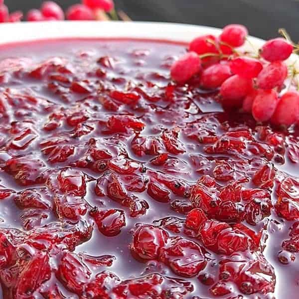 تصویر 4 از مربای زرشک کوهی فرآورده طبیعی حاصل میوه های وحشی