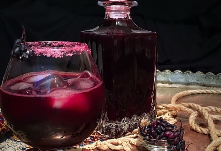 اب زرشک سیاه کوهی مایع ترش غلیظ ویژه فرآوری بومی