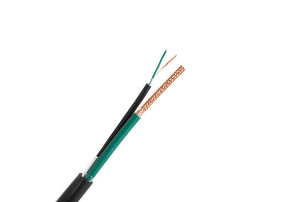 کابل کواکسیال دوربین قابلیت عبور جریان تا 1 آمپر برای تغذیه دوربین