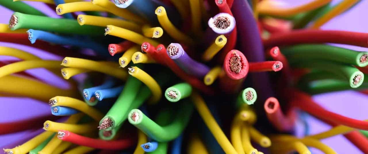 تصویر 4 از کابل برق سه فاز مناسب انتقال جریان در صنایع مختلف