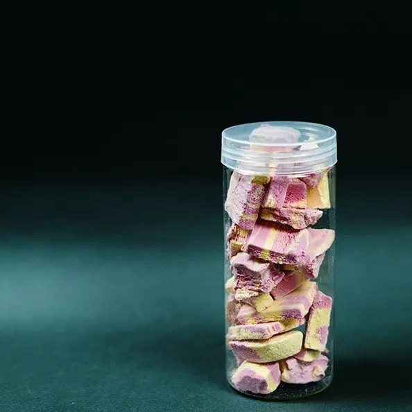 تصویر 3 از بستنی خشک تبریز بافت ترد بومی