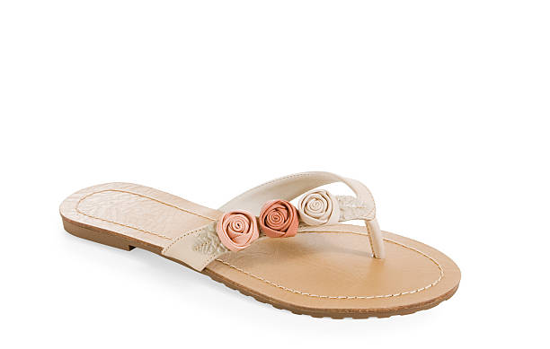 تصویر 1 از صندل دخترانه اصفهان با زیره ضد لغزش و رویه چرم مصنوعی