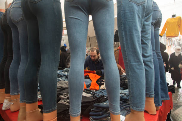 تصویر 2 از شلوار جین چسبان زنانه با فرم راحت برای فعالیت های روزانه