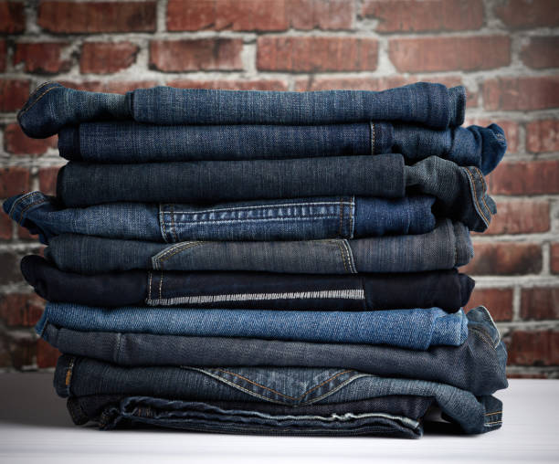 شلوار جین ذغالی زنانه مناسب استایل های مینیمال و ساده