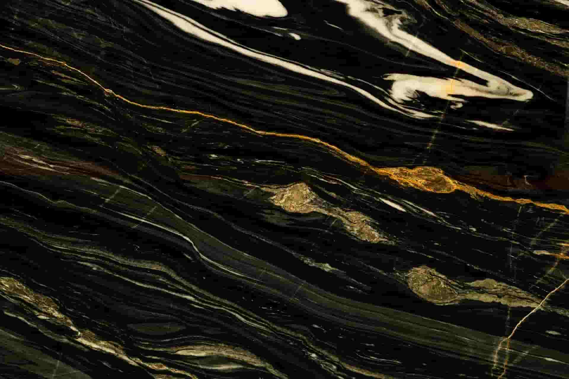 سنگ چینی مشکی بافت صیقلی مناسب فضا های لوکس داخلی