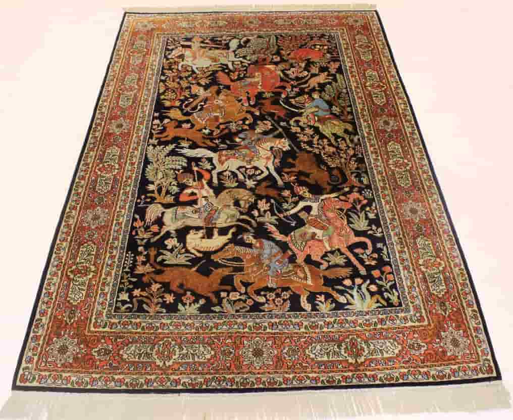 تصویر 3 از فرش ابریشمی ماشینی دیبا سطح براق و متعادل