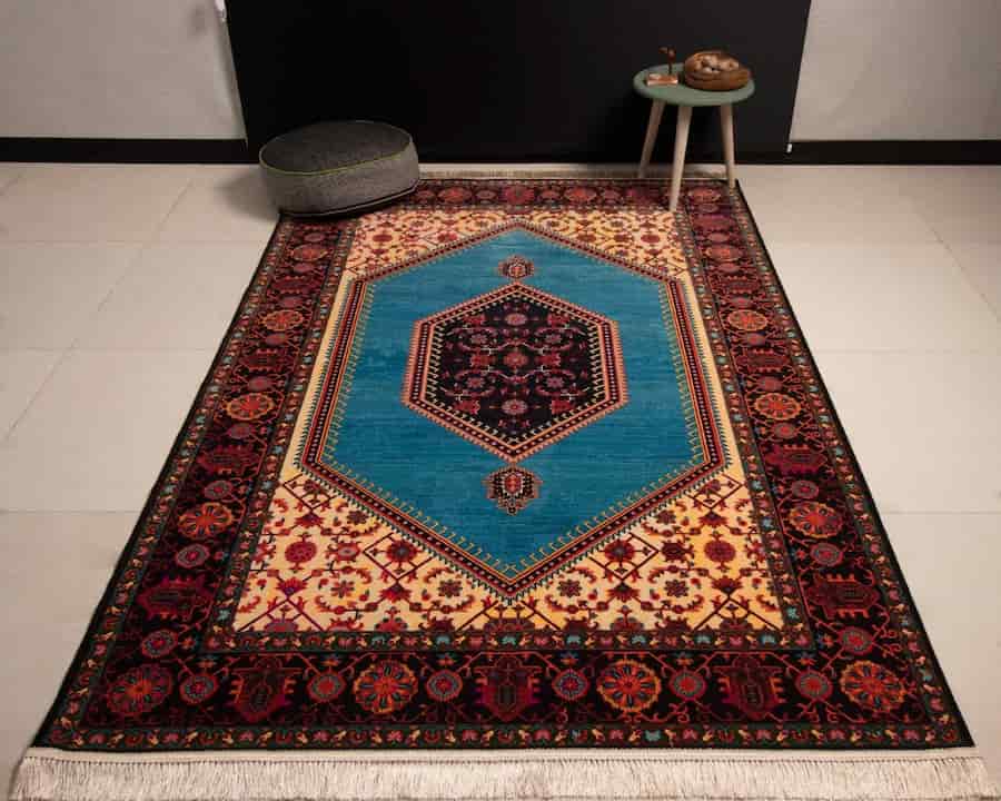 فرش ابریشم ماشینی خطیبی بافت ظریف و چشم‌ نواز