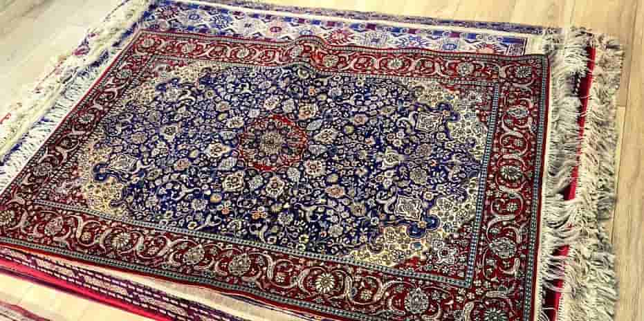 تصویر 4 از فرش ابریشمی ماشینی قالی سلیمان با نقوش اصیل و سنتی