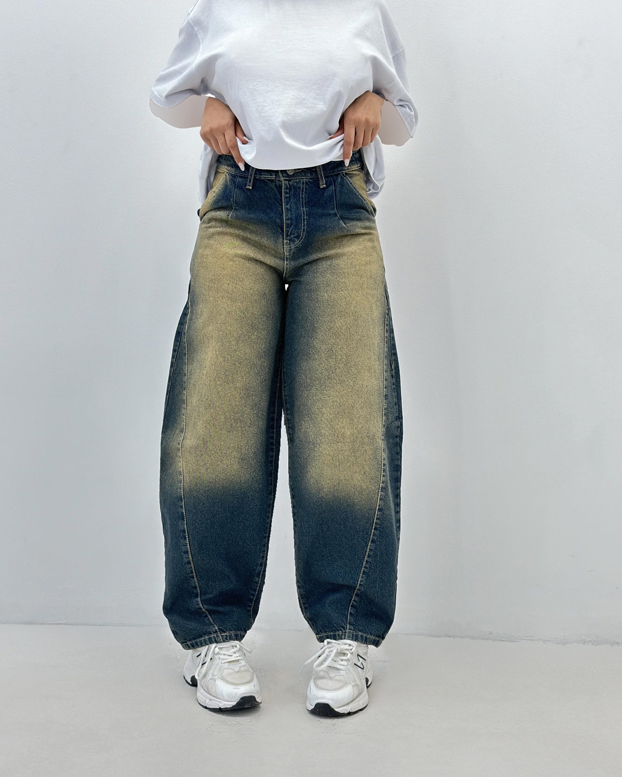 شلوار جین خمره ای مناسب محیط های غیر رسمی