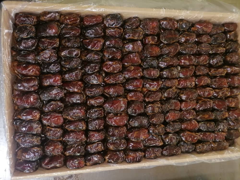 تصویر 2 از خرمای کبکاب نرم و تازه با بسته بندی شیک