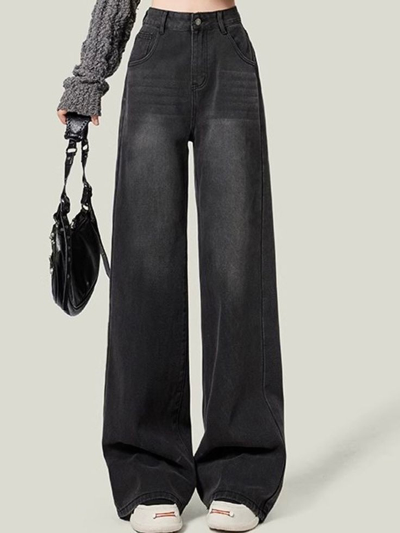 تصویر 1 از شلوار بگ جین ذغالی مناسب ترکیب با لباس های تیره